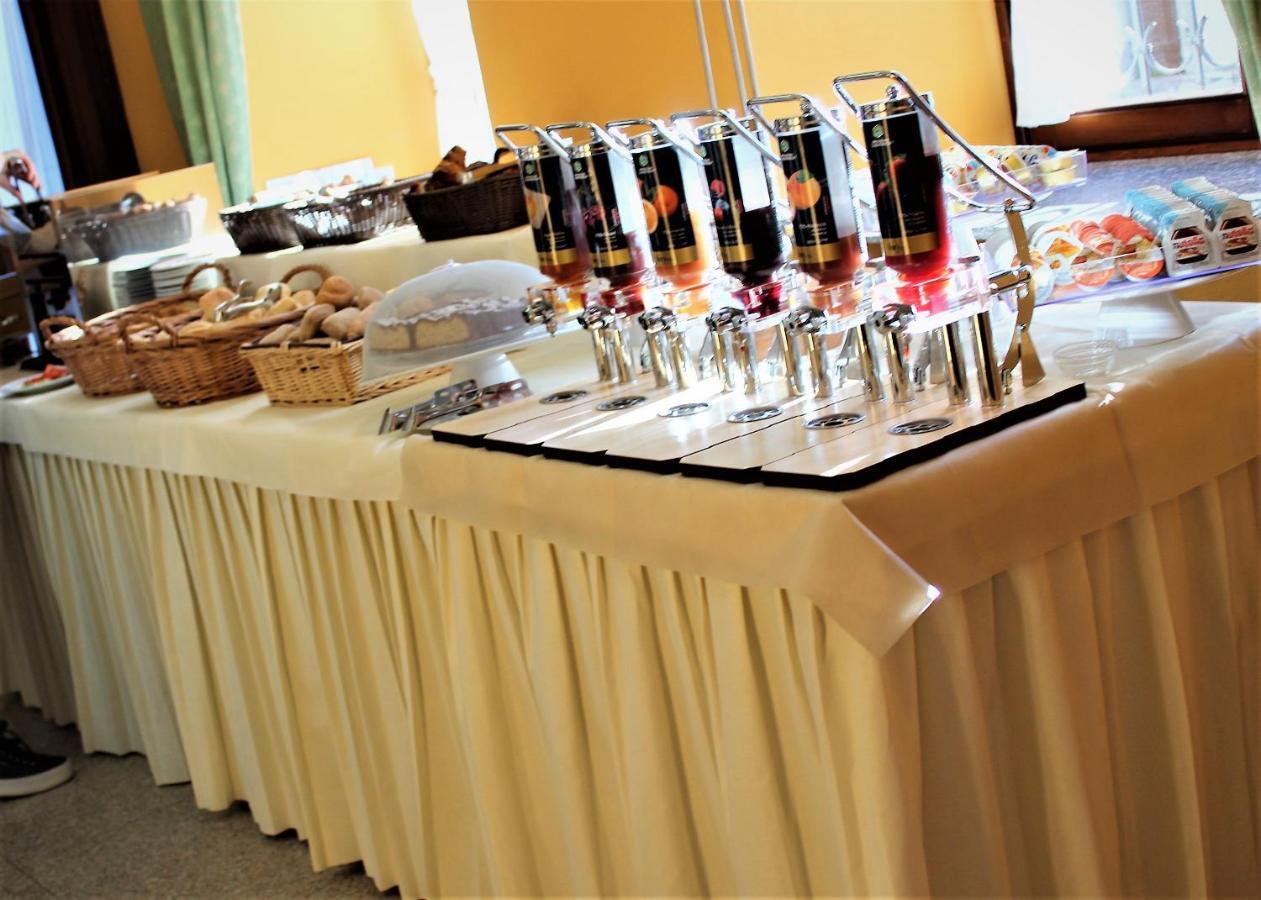 Hotel Il Portico By Lvg Hotel Collection Cannobio Luaran gambar